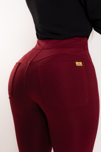Calça Flare Básica com Bolsos Empina Bumbum Marsala