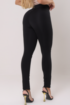 Calça Skinny Tecido Montaria Detalhes Nervura Preta