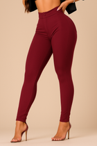 Calça Skinny Básica com Bolsos Empina Bumbum