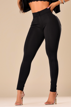 Calça Skinny Básica com Bolsos Empina Bumbum Preta