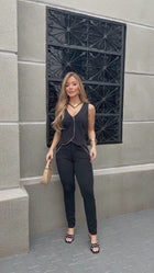 Calça Skinny Viena no Tecido Montaria Preta